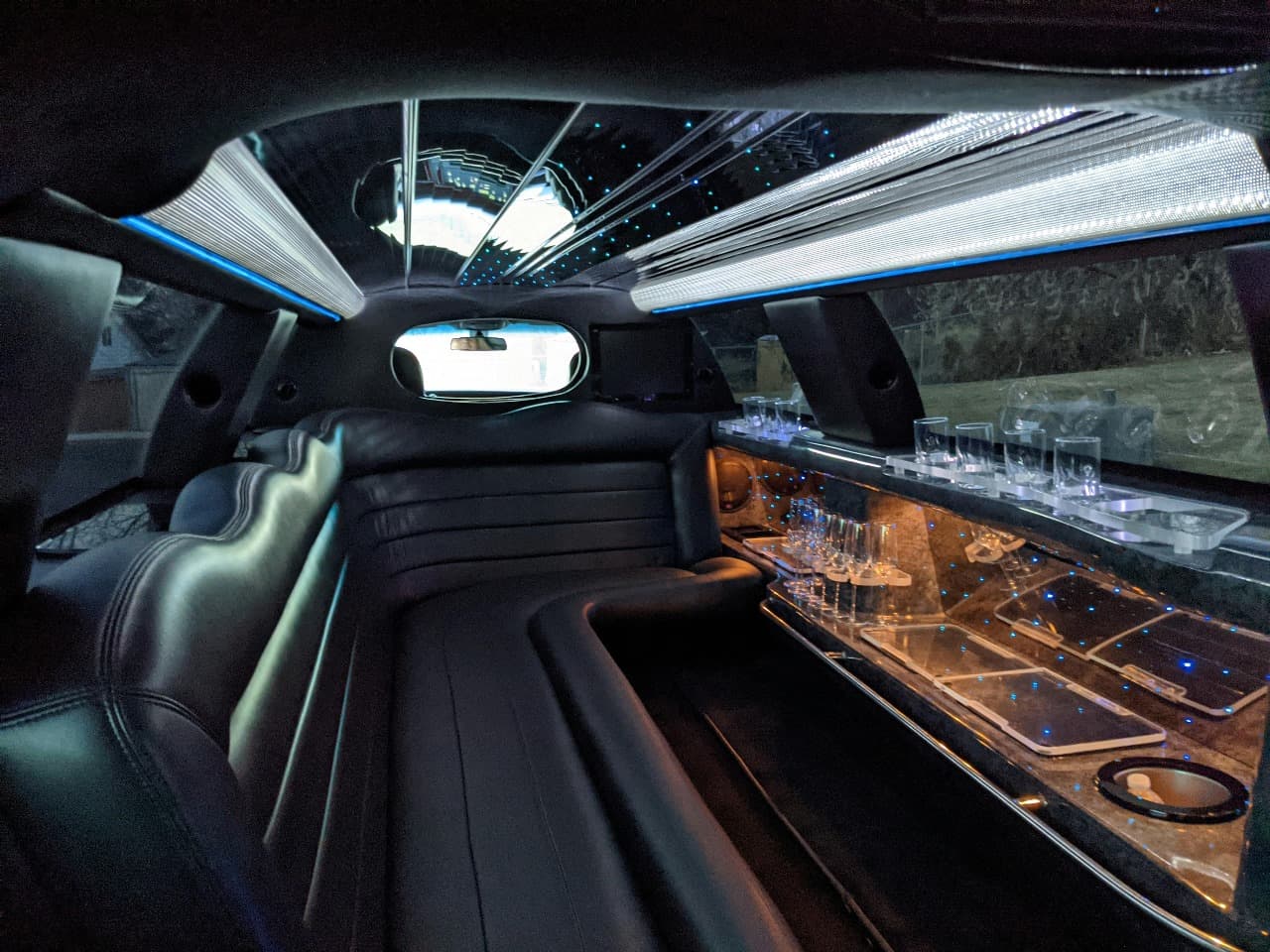 Best Sprinter Van Service NYC Offering Luxury Vans for Large Groups